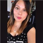 Soy ingeniera de ejecución en administración soy una persona que le gusta enseñar estuve trabajando en un colegio con niños de 1* a cuarto básico y siento que los niños aprenden rápido conmigo